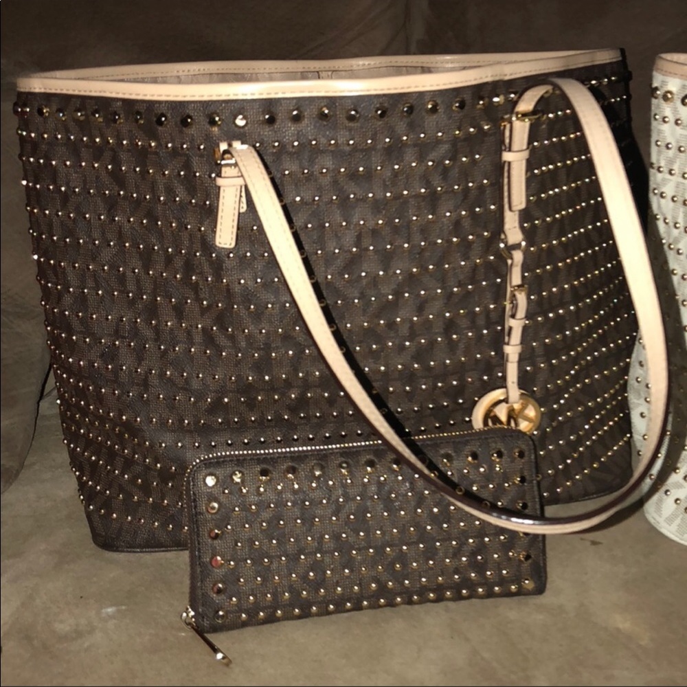 MK tote and wallet